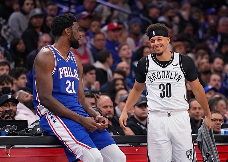 一个擅长持 一个擅长持